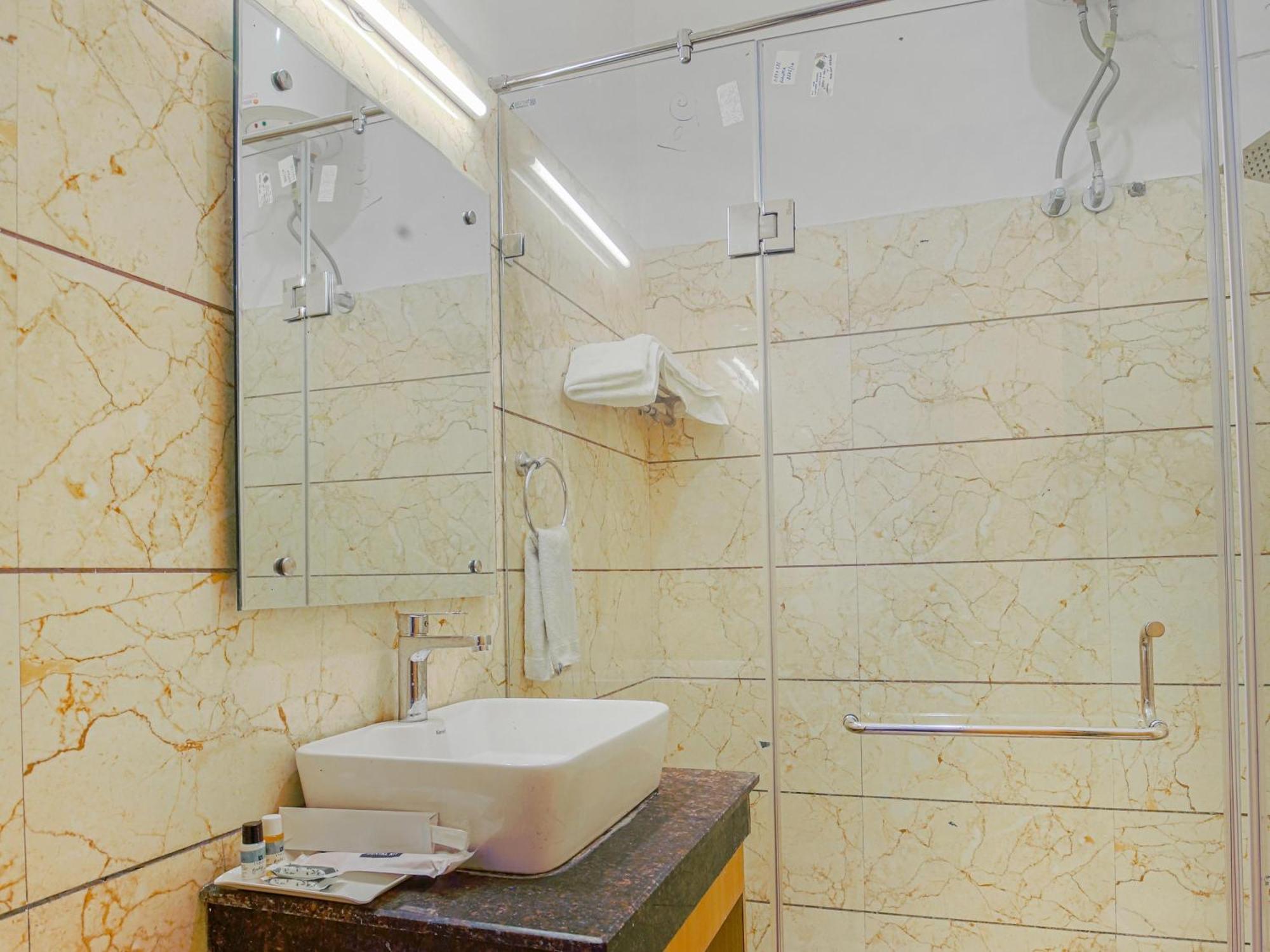 Hotel Ricky By Sahibs Group Amritsar Exterior foto